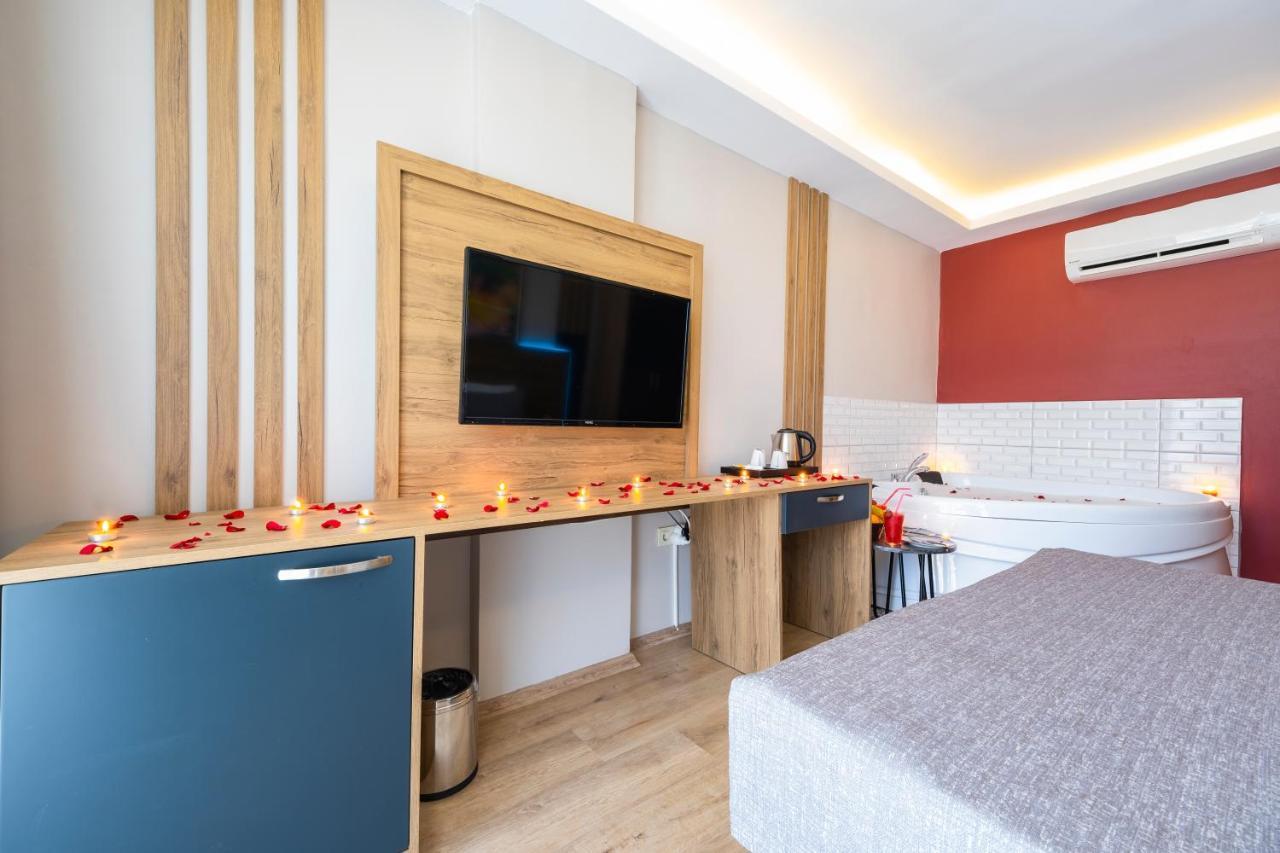 Rush Hotel イスタンブール エクステリア 写真