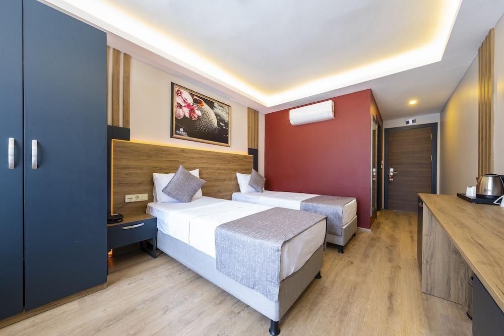 Rush Hotel イスタンブール エクステリア 写真